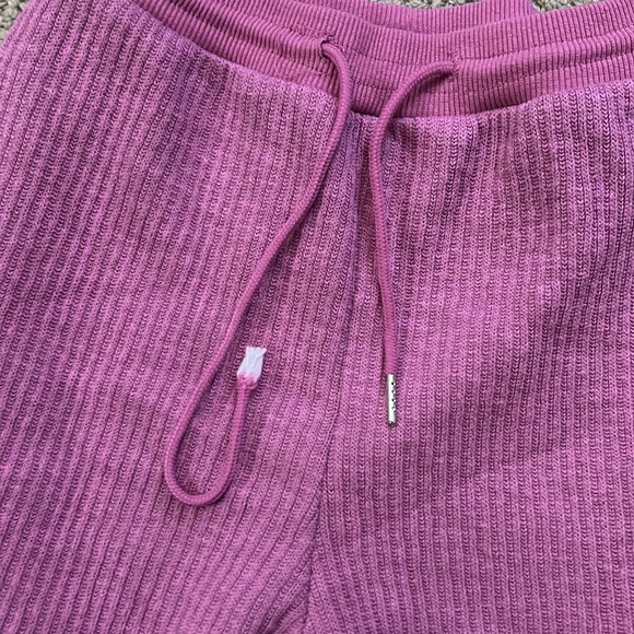 Fashion Nova SweatPants Size Small - Picture 2 of 2